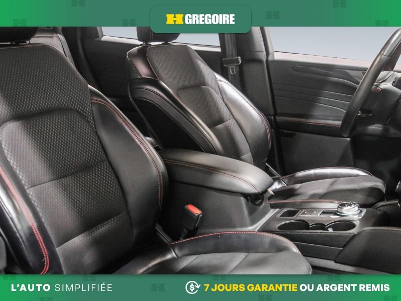 2025 Ford Escape Grey Laval - photo #29
