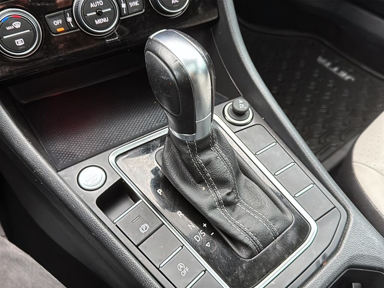 2019 VOLKSWAGEN JETTA comfortline Grey Saint-Hyacinthe - photo #15