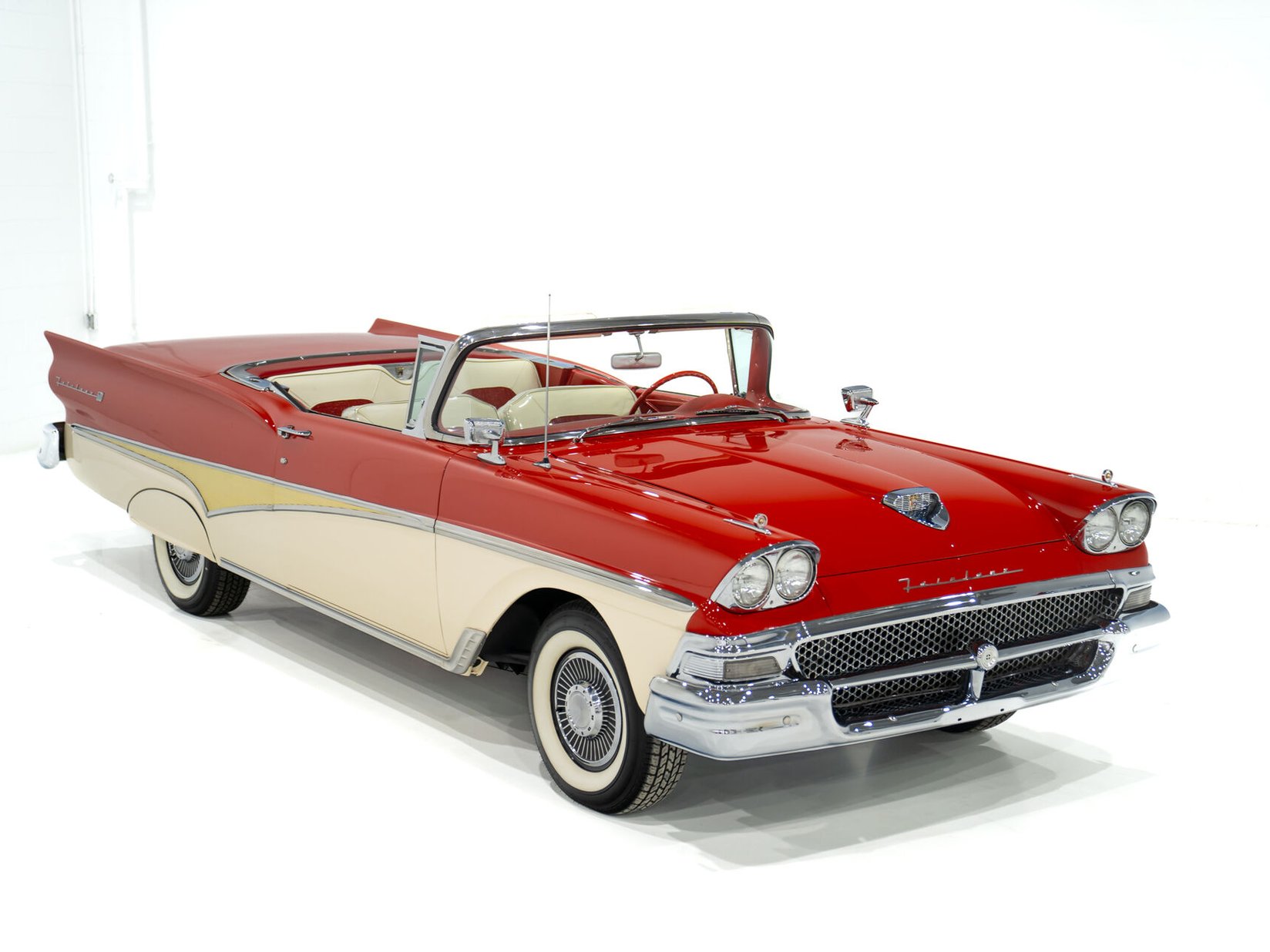 1958 Ford Fairlane 500 Skyliner Interceptor de police 352 CID Entièrement restaurée **PRIX EN USD** Montreal - photo #33