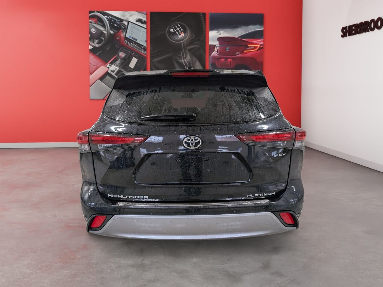 2025 Toyota Highlander Hybrid 5TDEBRCH9SS646479 Midnight Black Metallic Sherbrooke - photo #4