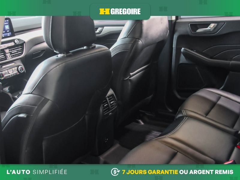 2022 Ford Escape Grey Laval - photo #23
