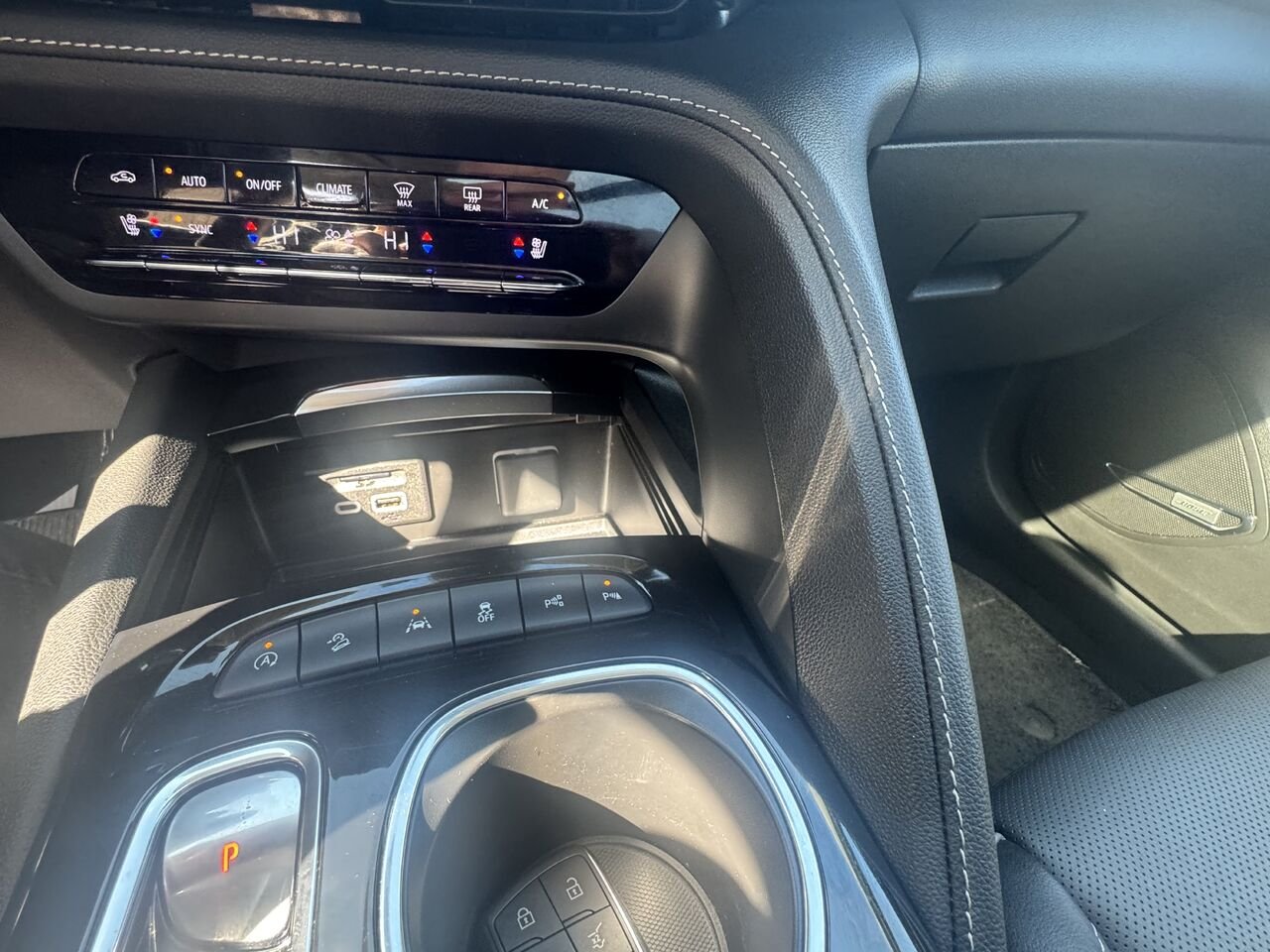 2023 BUICK ENVISION AVENIR Avenir 4 portes TI Red Ottawa & Gatineau - photo #8