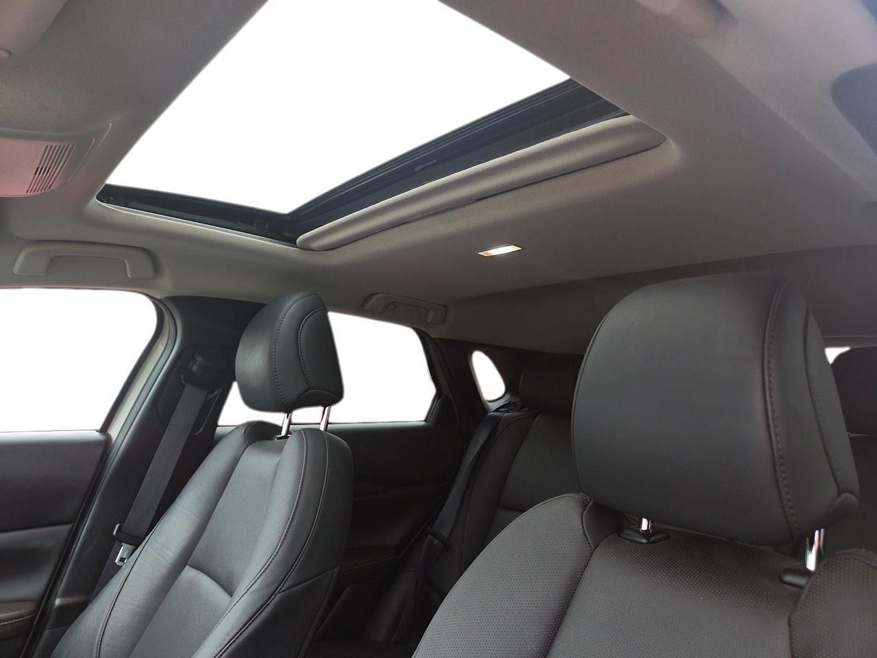 2023 Mazda CX-30 VIN 3MVDMBDM7PM559209 Beige Baie-Comeau - photo #5
