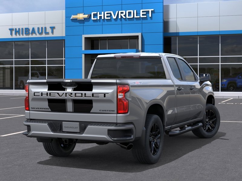 CHEVROLET SILVERADO 1500 Custom cabine double 4RM 147 po 2026 Gris