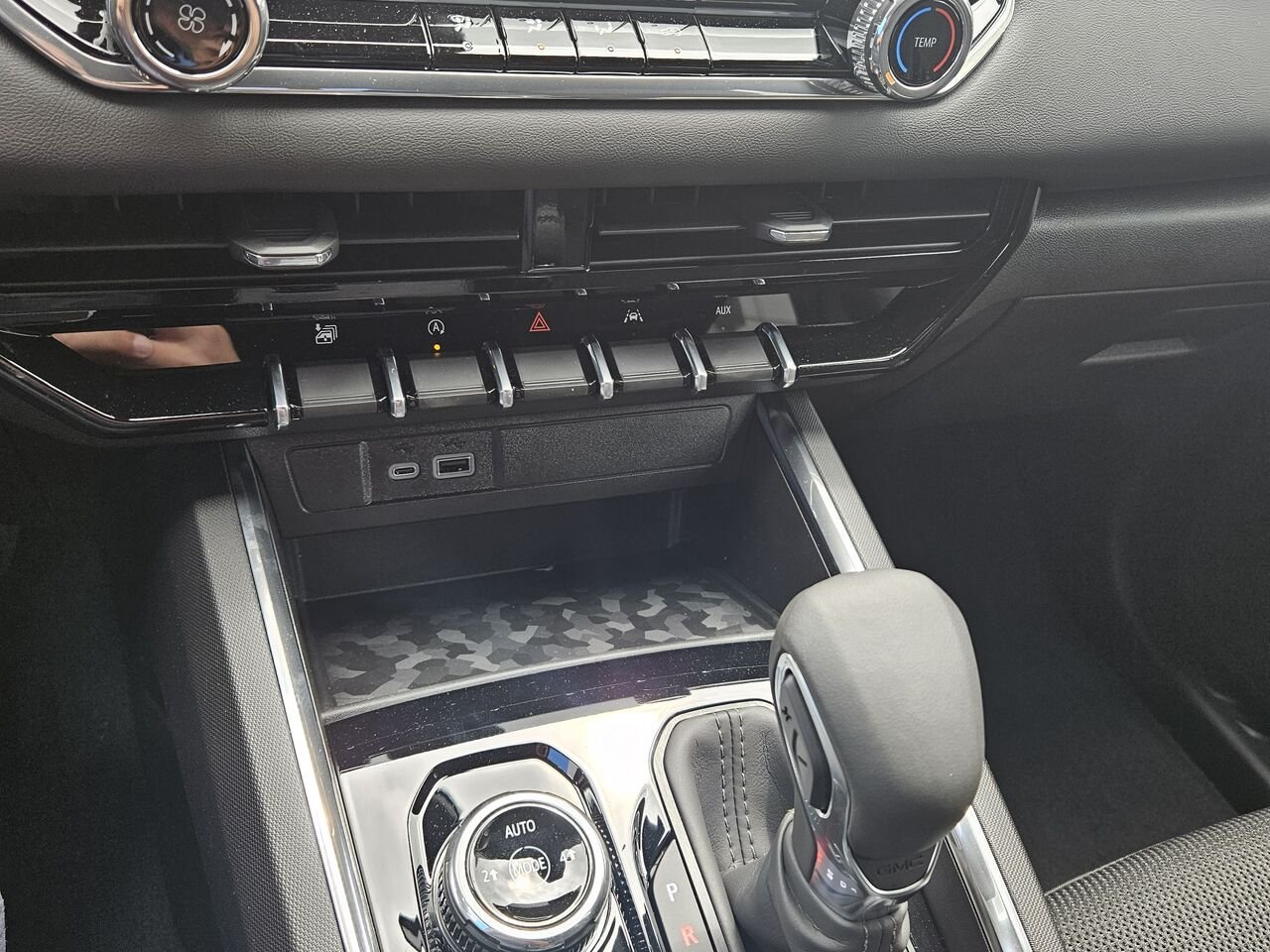 2026 GMC Canyon Elevation cabine multiplace 4RM Sterling Metallic Thetford Mines - photo #11