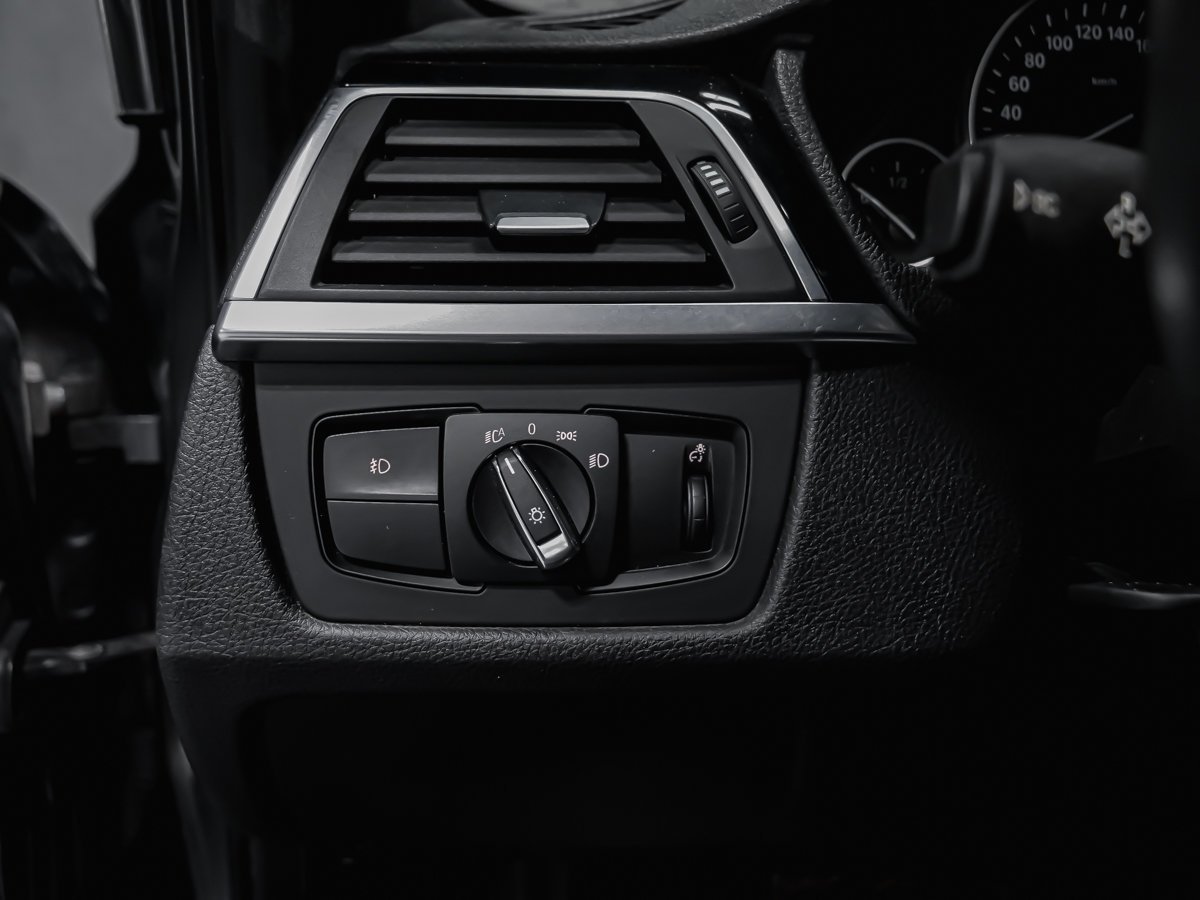 2016 BMW 3 Series 328i xDrive Grey Montreal - photo #11