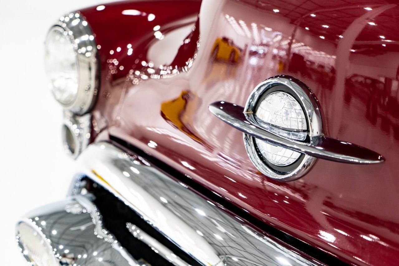 1953 Oldsmobile 98 PRIX EN USD | Convertible Beautifully Presented from complete Restoration Red Montreal - photo #6