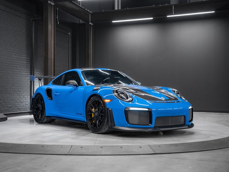 2018 Porsche 911 2018 Blue