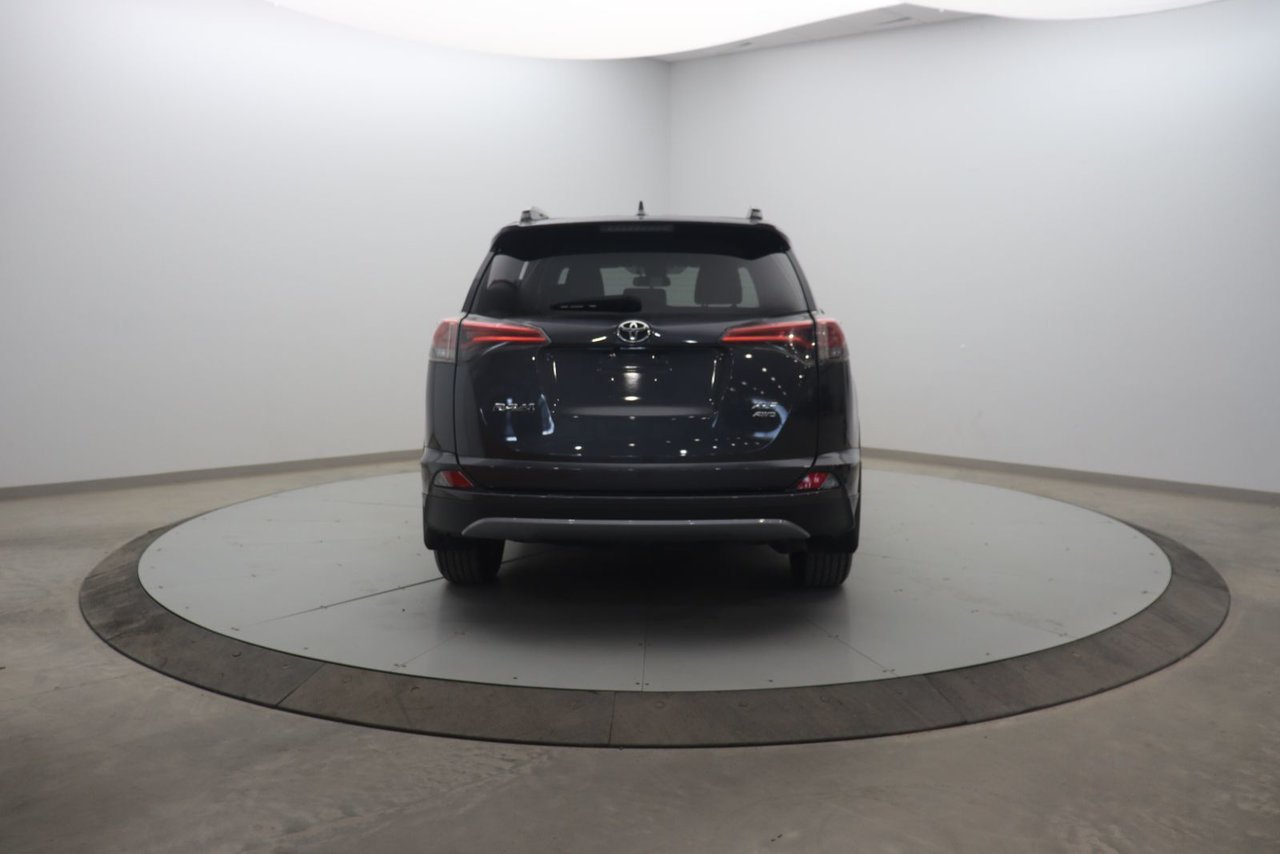 Toyota RAV4 NIV 2T3RFREV9JW852844 2018 Gris Chicoutimi - photo #4