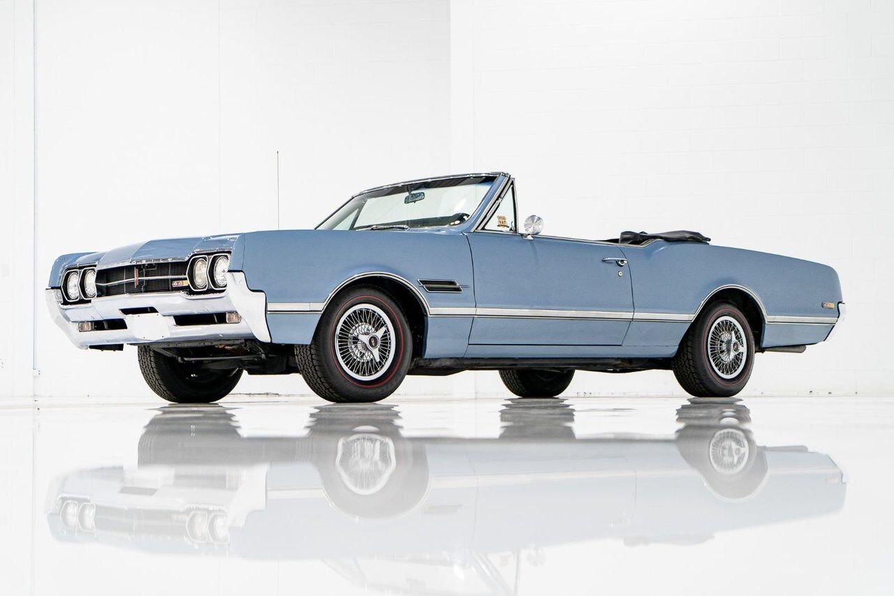 1966 Oldsmobile 442 PRIX EN USD | Matching# 400cu.in. 4-Speed Blue Montreal - photo #36