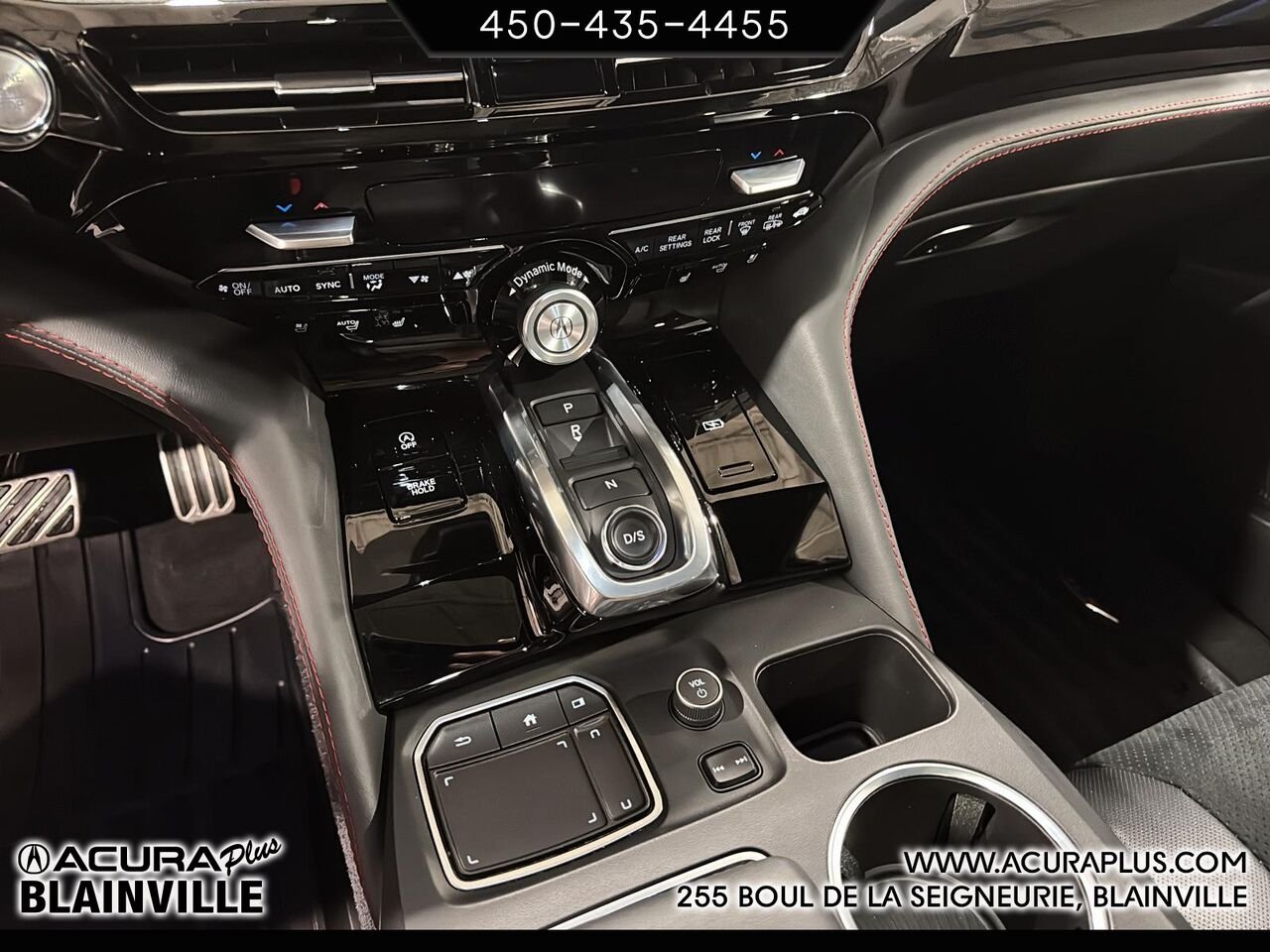 Acura MDX 2024 Blanc Blainville - photo #12