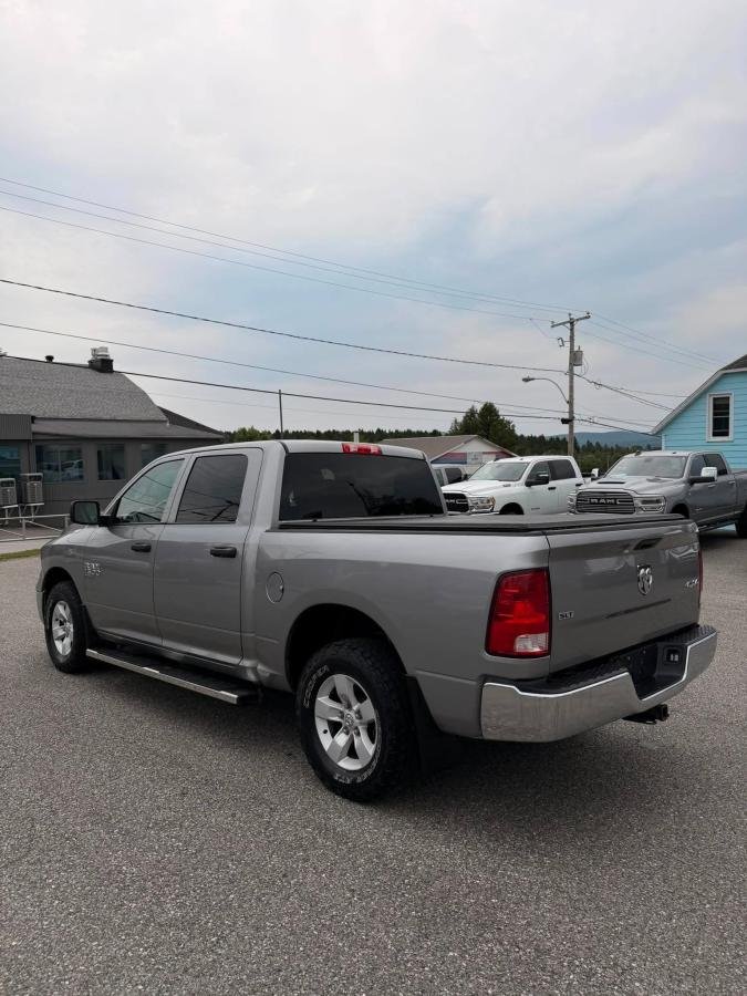 2022 RAM 1500 Classic Grey Lac Mégantic - photo #2