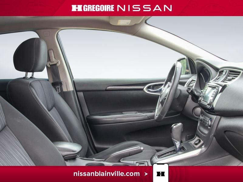 Nissan Sentra 2017 Gris Laval - photo #19