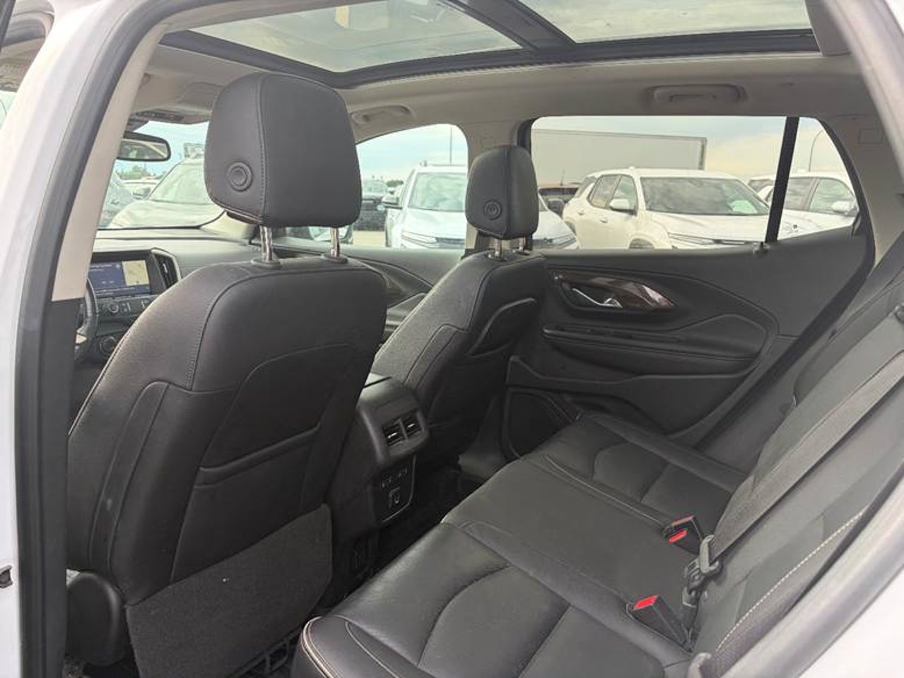 2019 GMC Terrain AWD 4dr Denali White Sherwood Park - photo #5