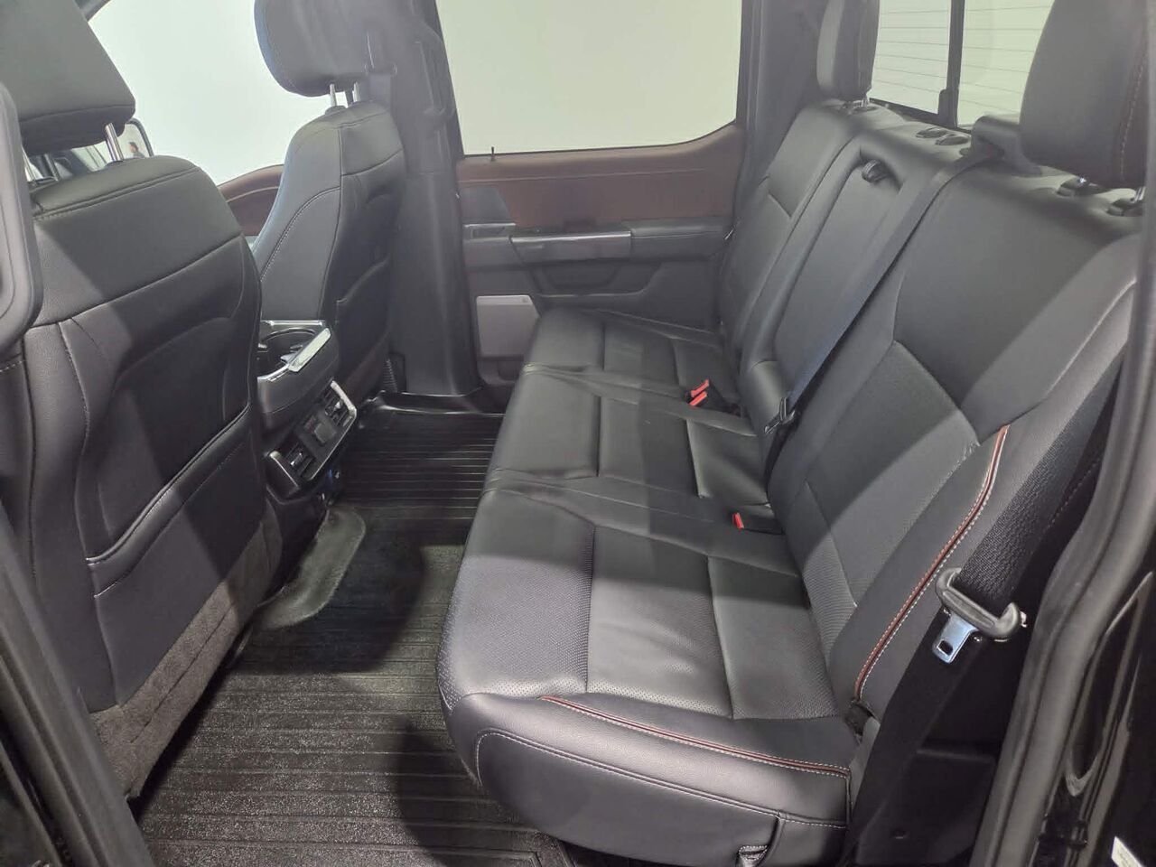 Ford F-150 SUPERCREW LARIAT F150 SUPERCREW LARIAT 2022 Noir Châteauguay - photo #5