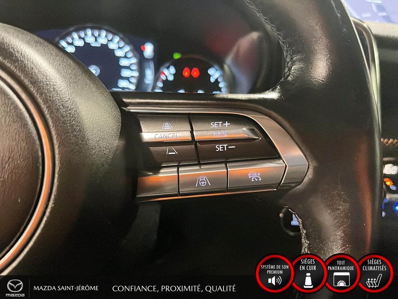2023 Mazda CX-50 GT avec moteur turbo | TOIT PANORAMIQUE | ENSEMBLE DE REMORQUAGE | CUIR | AWD White Saint-Jérôme - photo #14