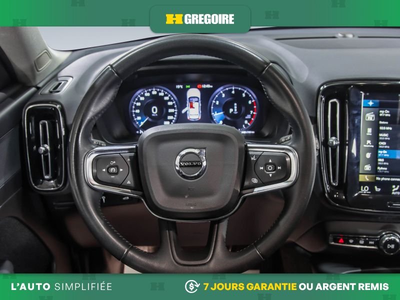Volvo XC40 2021 Noir Laval - photo #25