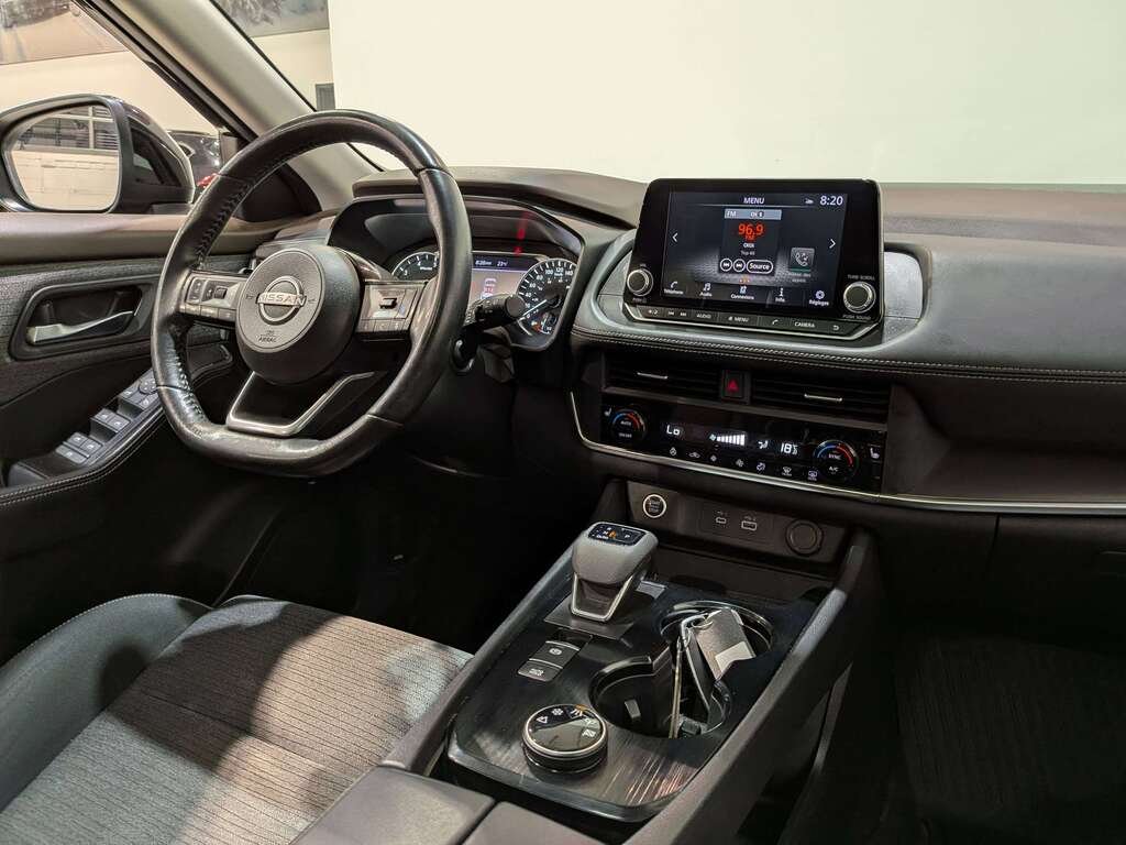 Nissan Rogue AWD SV Moonroof 2023 Noir Val-David - photo #18