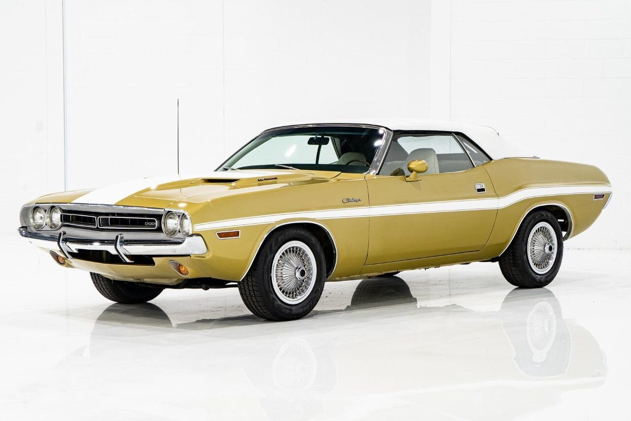 Dodge Challenger *PRIX EN USD* Convertible Fully restored to desirable specifications 1971 Or Montréal - photo #37