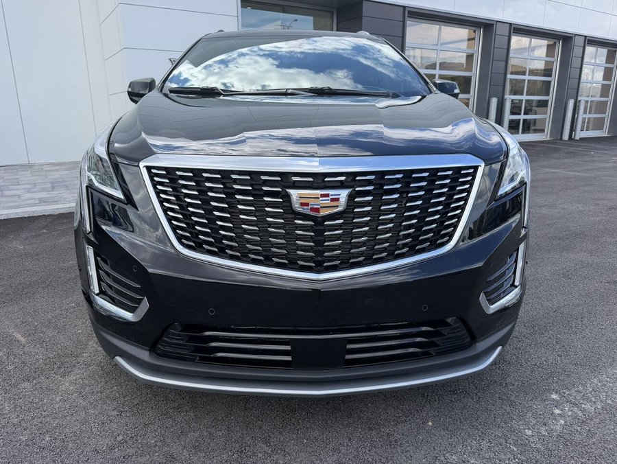2022 Cadillac XT5 2022 Black