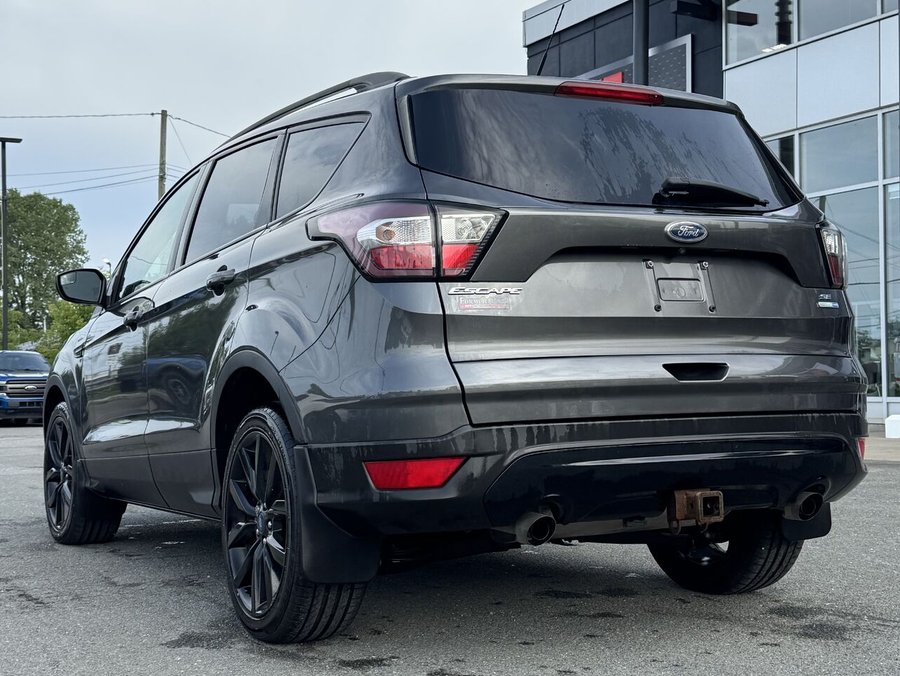 2018 Ford Escape SE AWD 2018 Grey