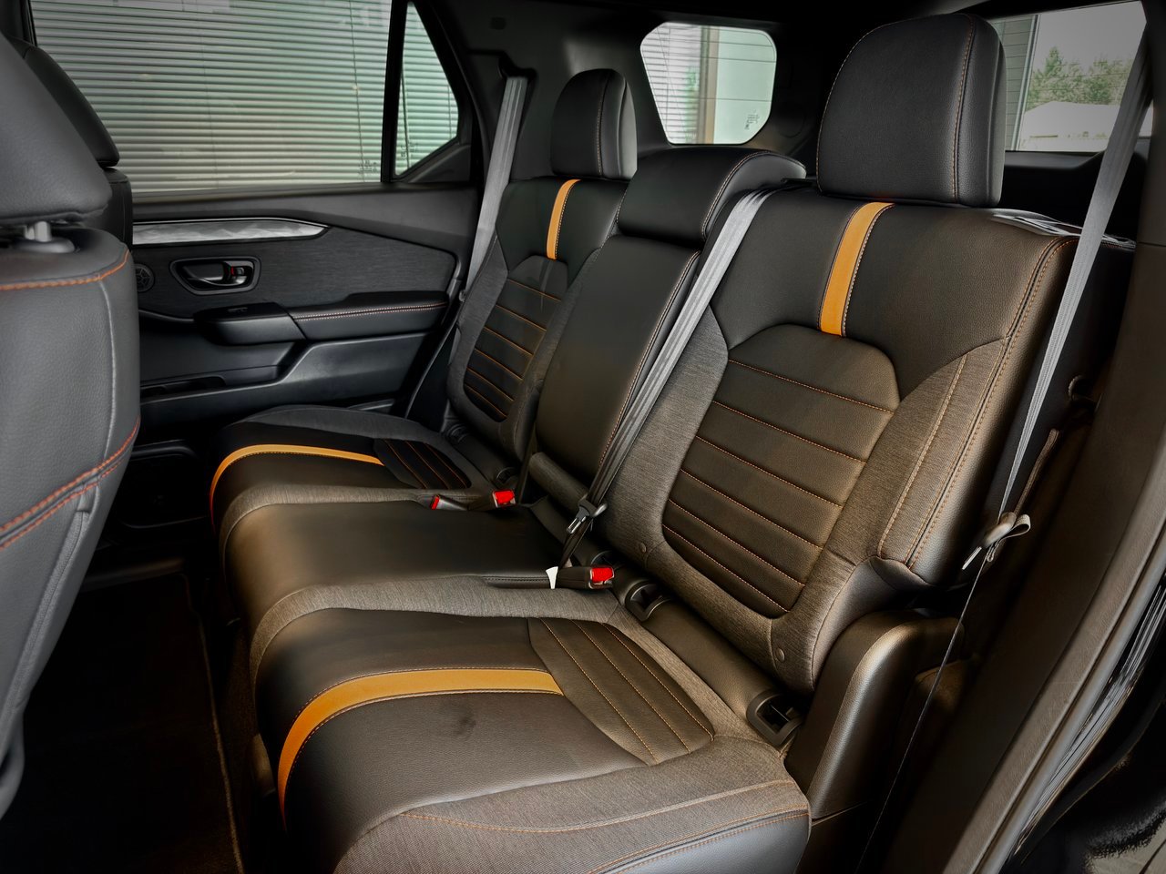 2026 Honda Passport Black Notre-Dame-des-Prairies - photo #21