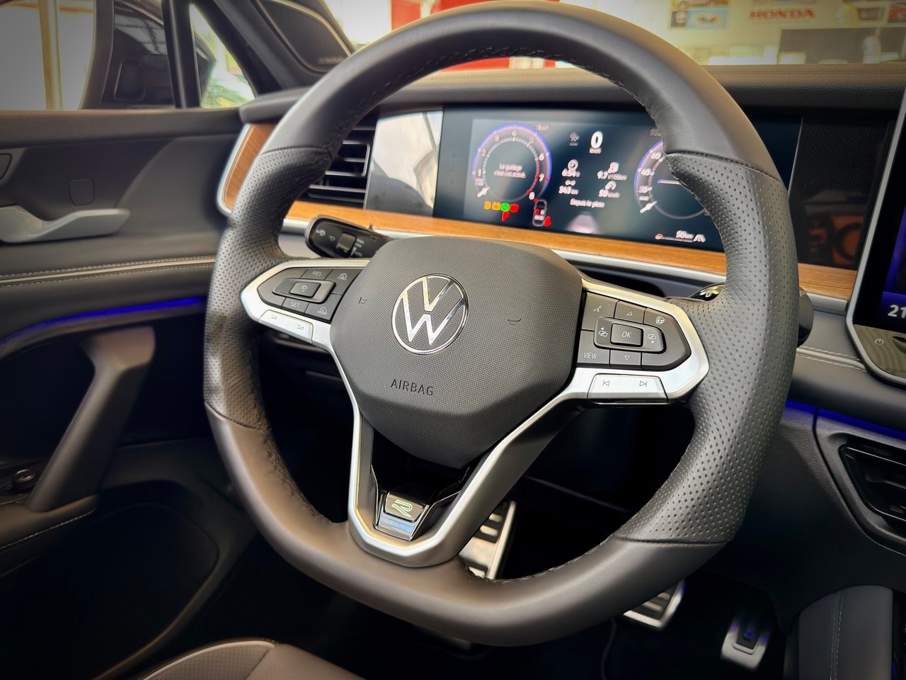 Volkswagen Tiguan 2026 Noir Notre-Dame-des-Prairies - photo #20