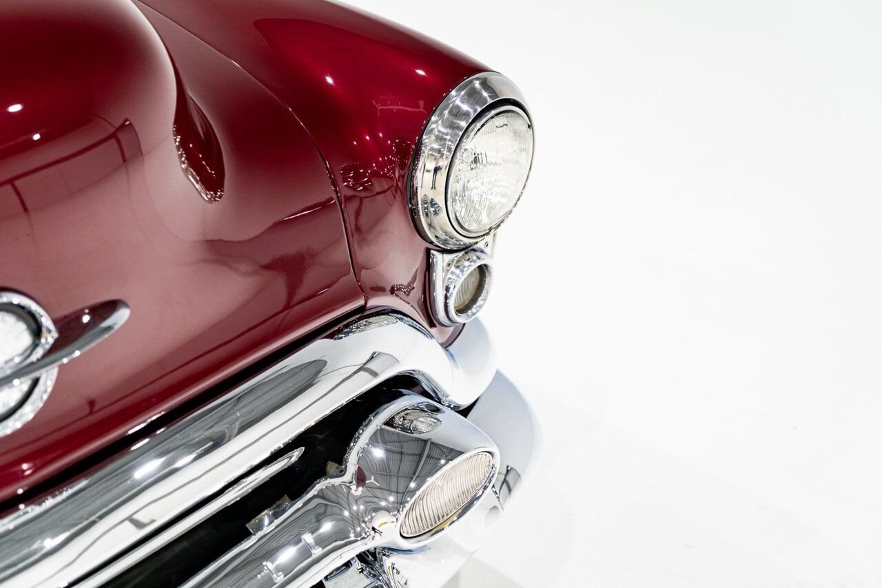 1953 Oldsmobile 98 PRIX EN USD | Convertible Beautifully Presented from complete Restoration Red Montreal - photo #44