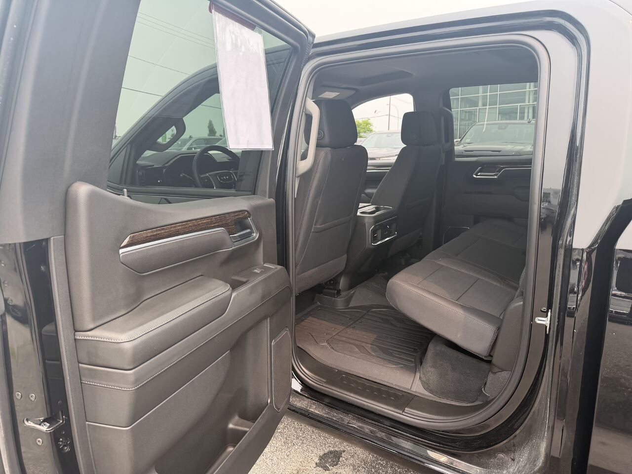 GMC SIERRA K1500 ELEVATION Elevation cabine multiplace 4RM 157 po 2025 Noir Gatineau - photo #9
