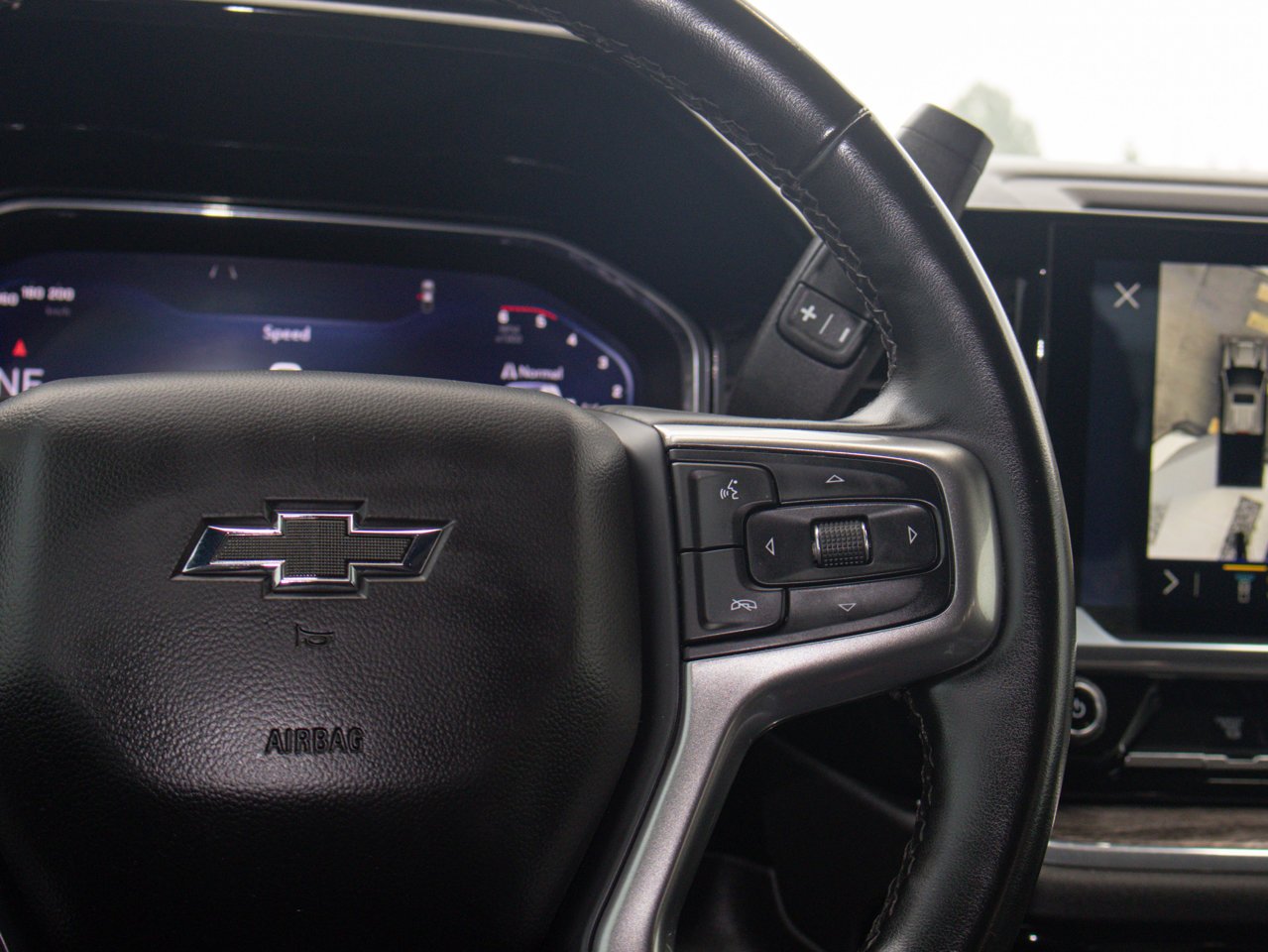 2025 Chevrolet Silverado 2500HD 4WD Crew Cab 159 LTZ White Sherwood Park - photo #27