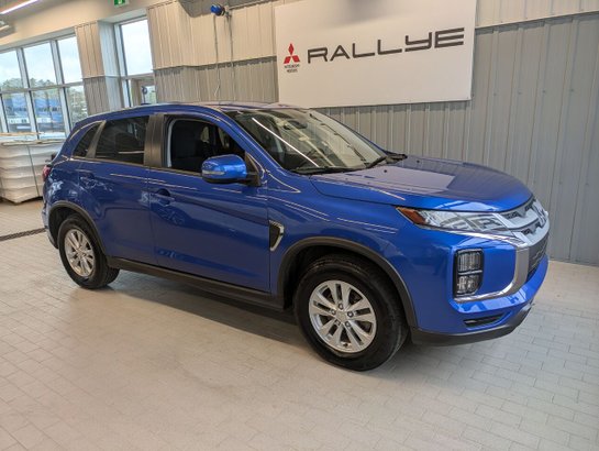 2024 Mitsubishi RVR SE AWD Blue