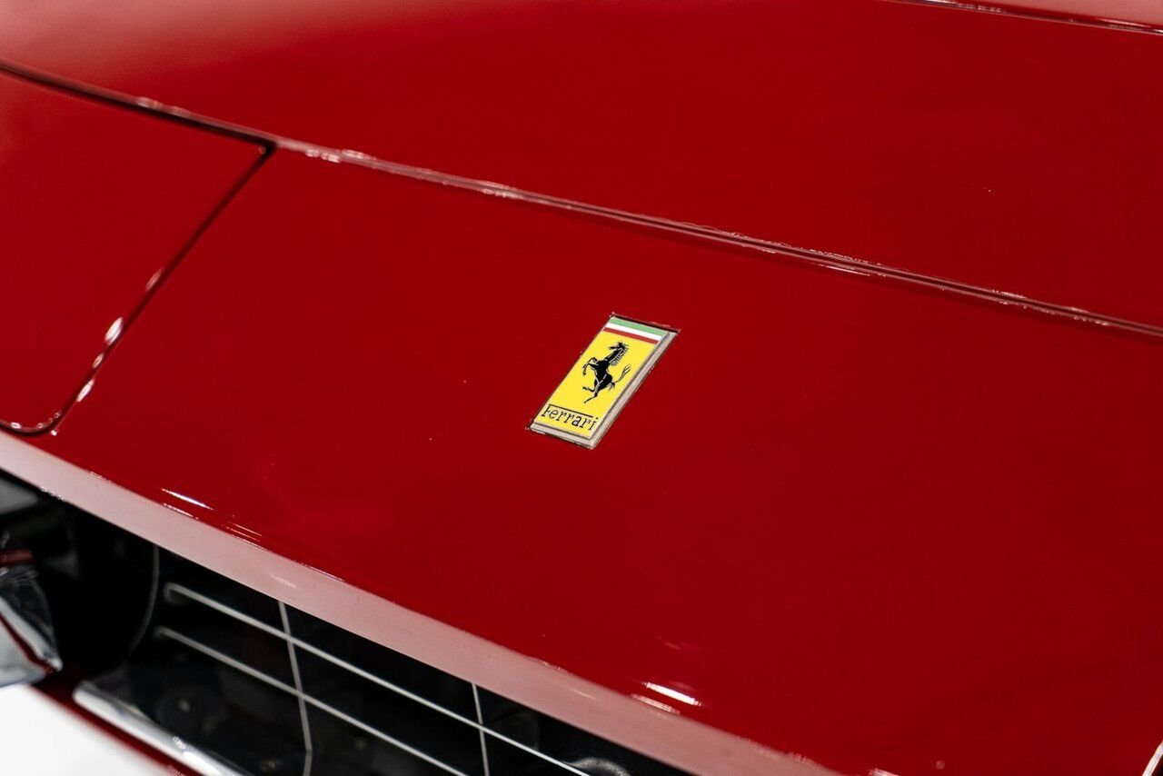 1973 Ferrari 365 GTB4 Daytona 18,301 miles With Orig Books/Tools/ Carbs / Filter Box Red Montreal - photo #49