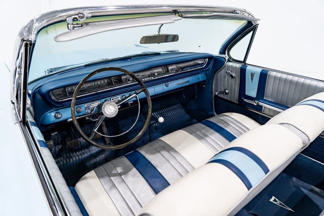 Pontiac Bonneville **PRIX EN USD**C8 Suffix 389cu.in. TriPower 4 Speed 1961 Bleu Montréal - photo #7