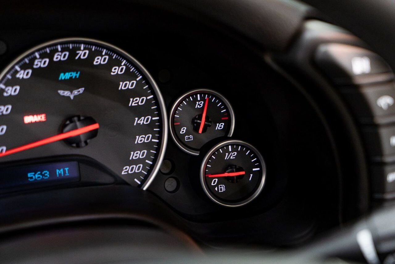 2008 Chevrolet Corvette PRIX EN USD | With Only 900km (563mi) From New With Window Sticker Yellow Montreal - photo #76