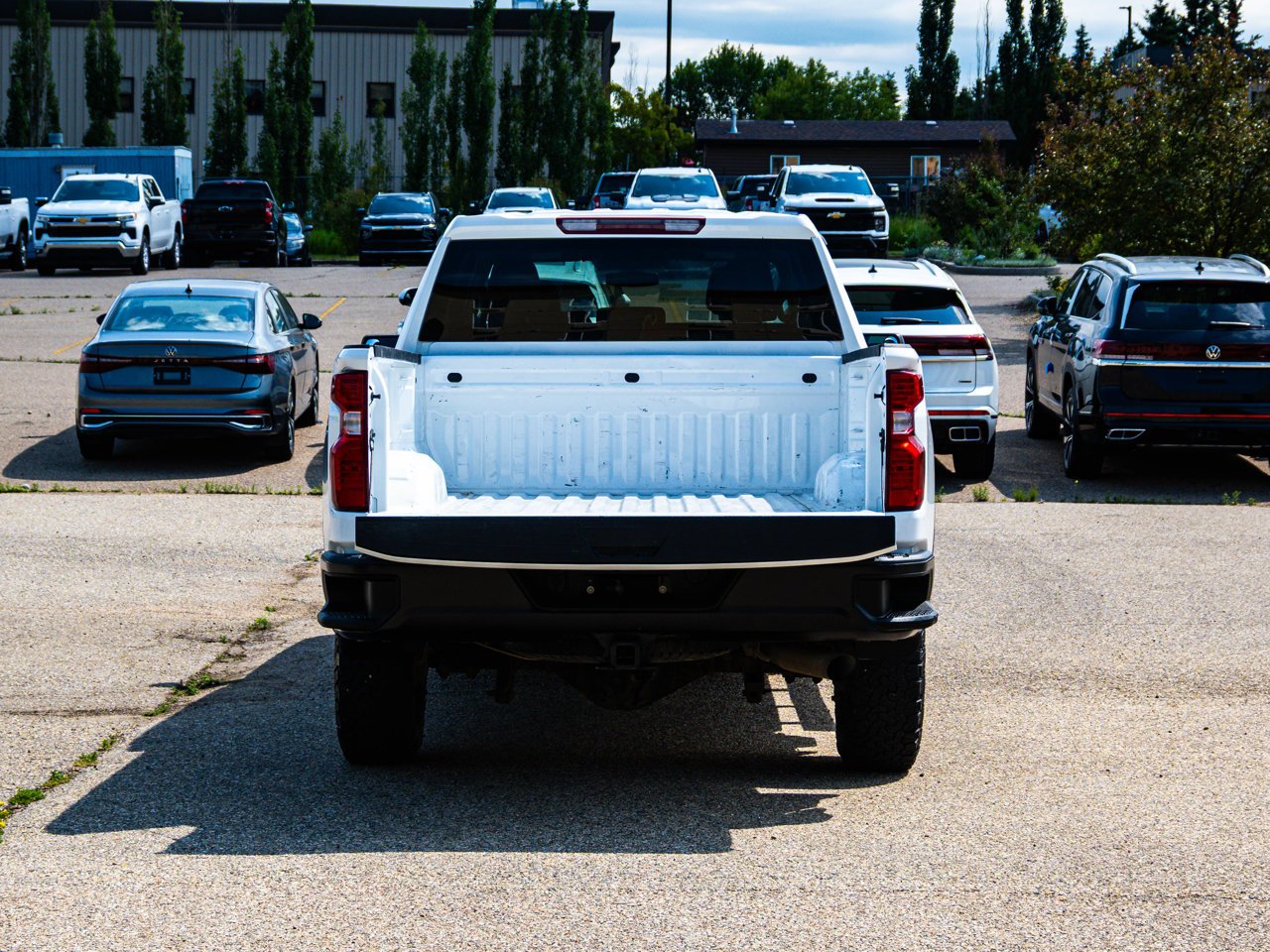 2022 Chevrolet Silverado 2500HD 4WD Crew Cab 159 Work Truck White Sherwood Park - photo #14