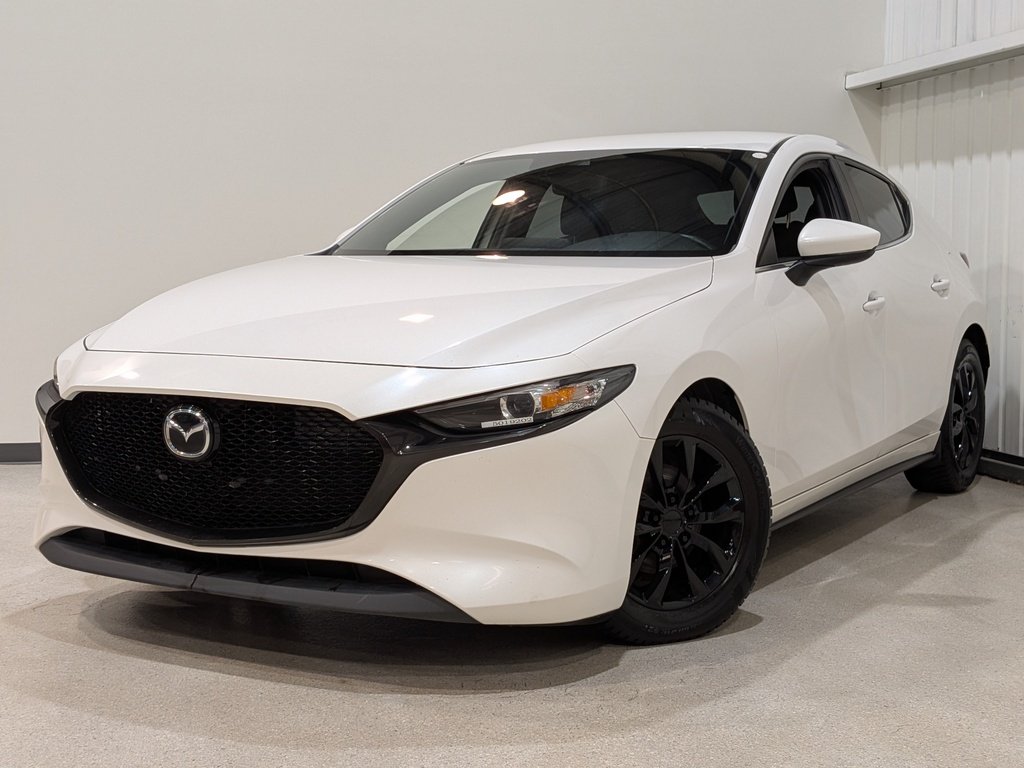 2019 Mazda Mazda3 Sport GS Auto FWD White Val-David - photo #0