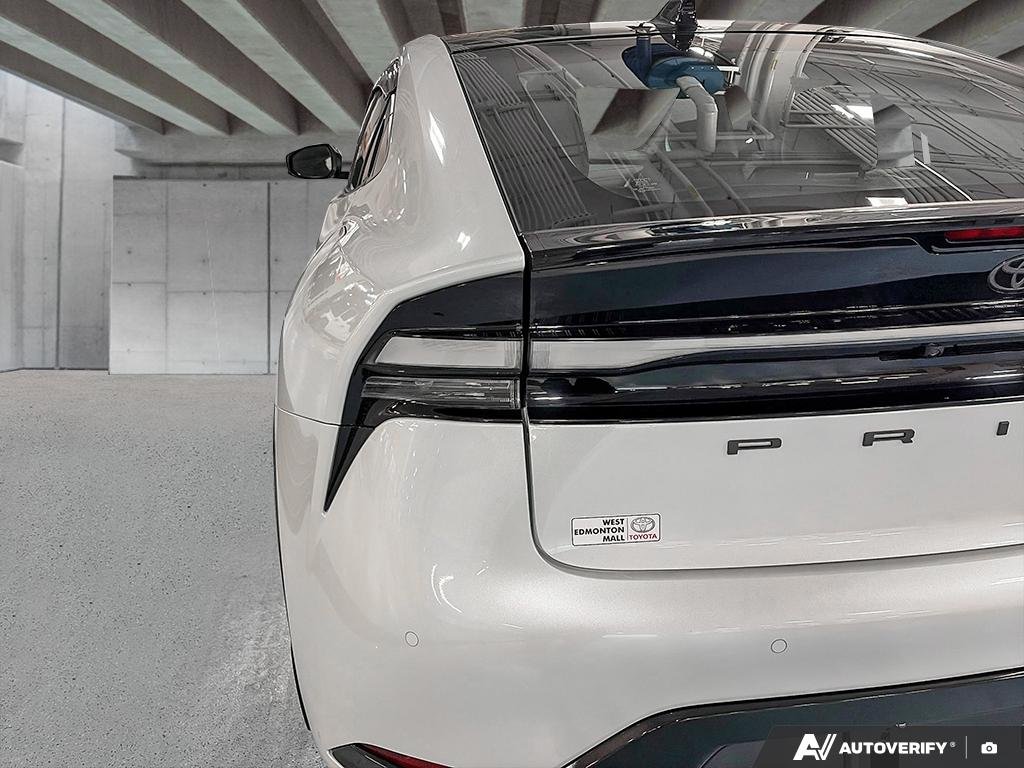 2025 Toyota Prius Plug-In Hybrid S2501807 | XSE Wind Chill Pearl Edmonton - photo #9