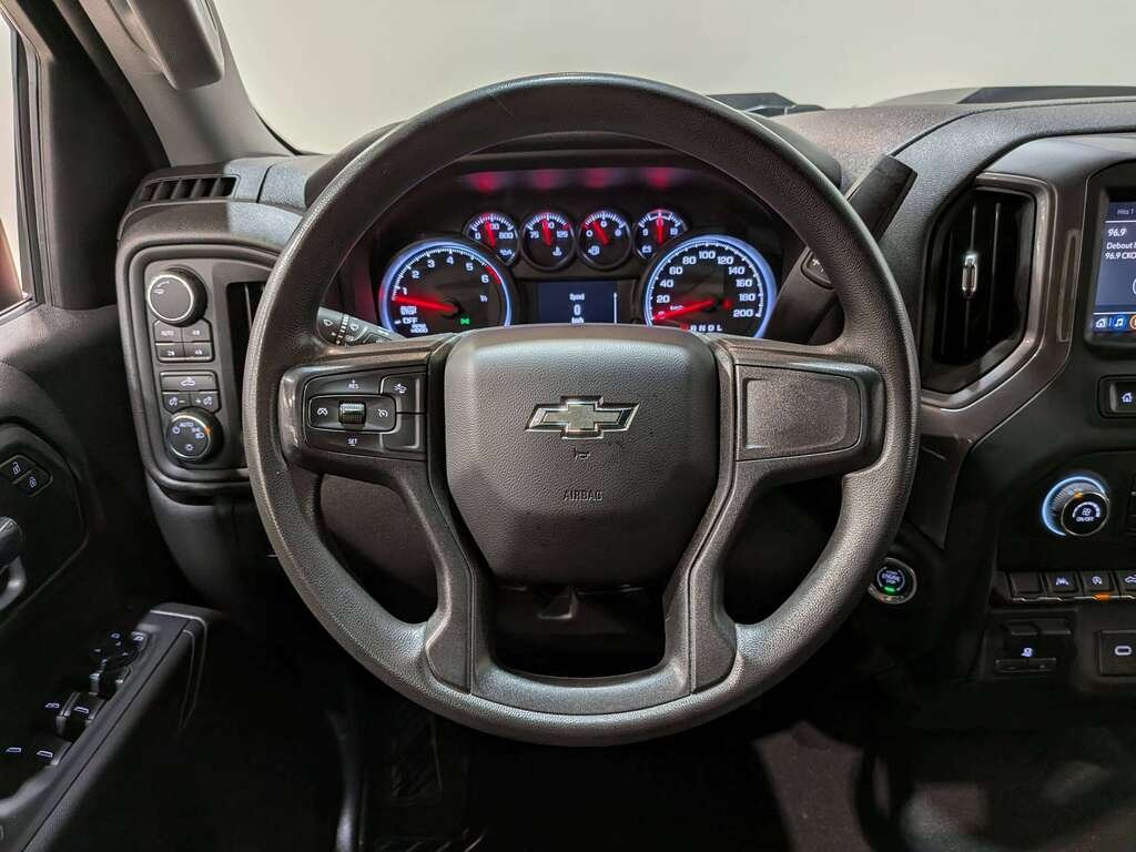 2023 Chevrolet Silverado 1500 4WD Crew Cab 157" Custom Trail Boss Red Val-David - photo #13