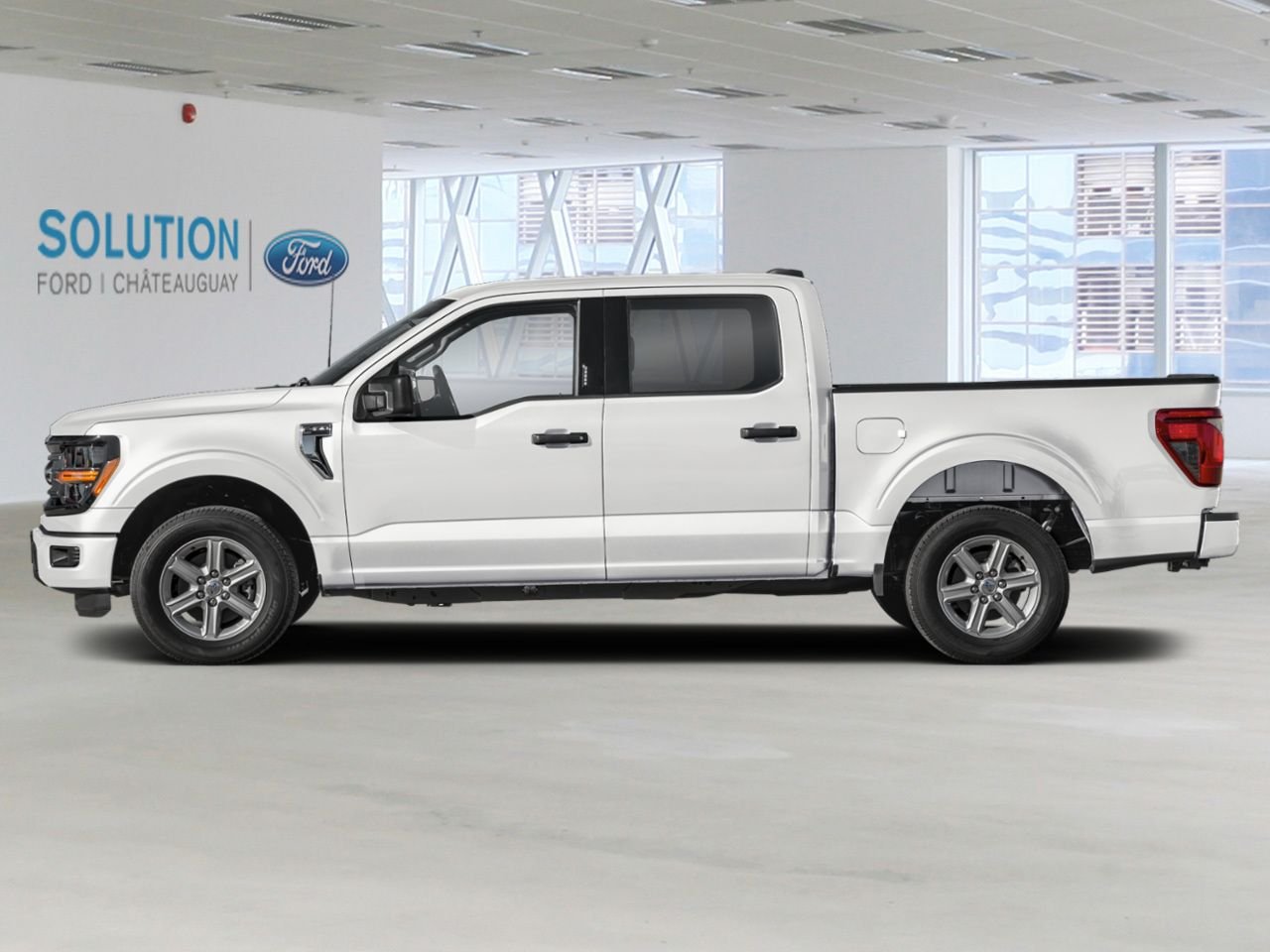 Ford F-150 XLT CABINE SUPERCREW 4RM CAISSE DE 6,5 PI 2026 Blanc Oxford Châteauguay - photo #2