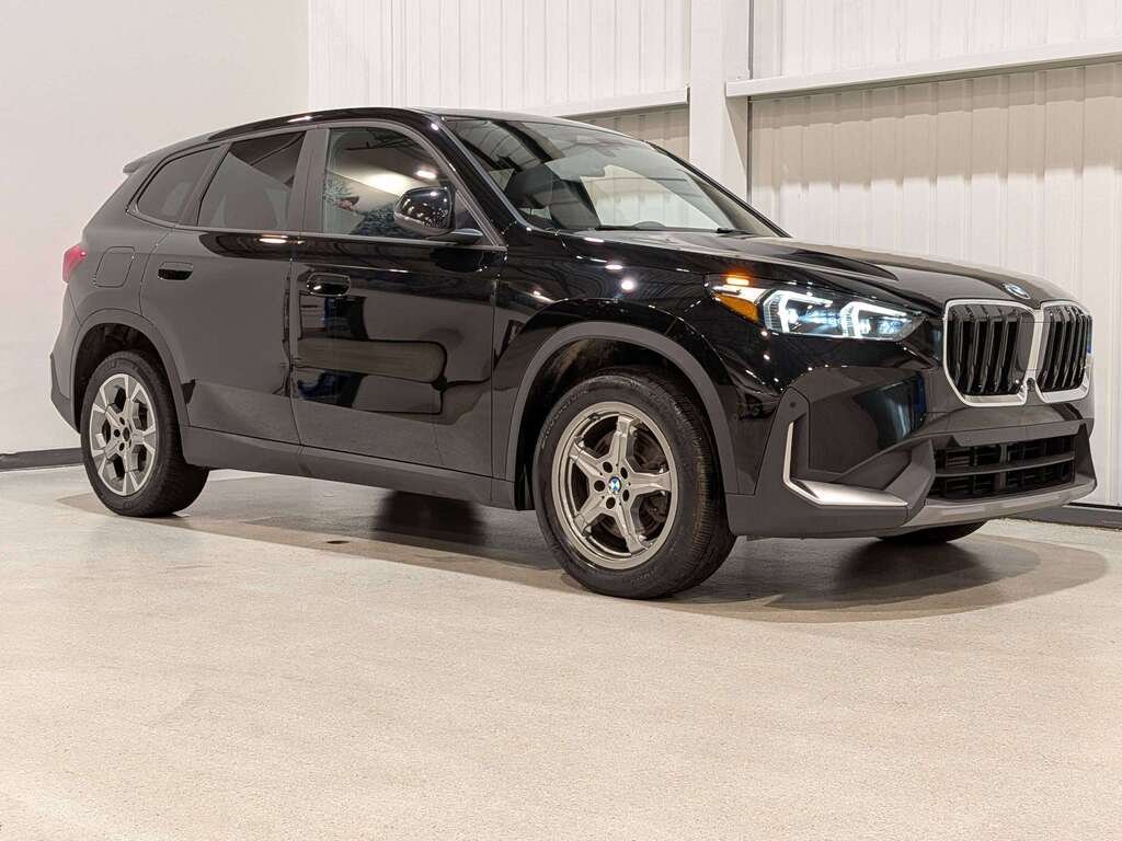 BMW X1 xDrive28i Sports Activity Vehicle 2024 Noir Val-David - photo #0