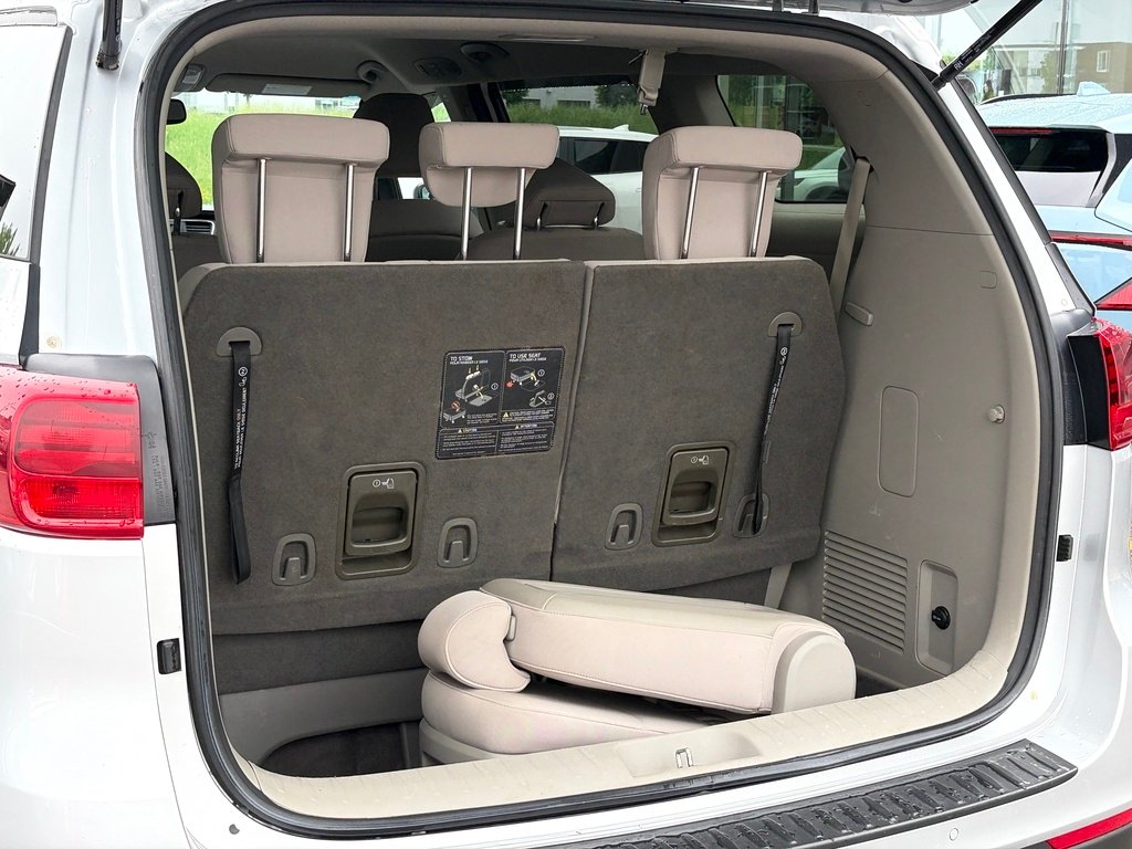 2020 Kia Sedona Grey Gatineau - photo #19