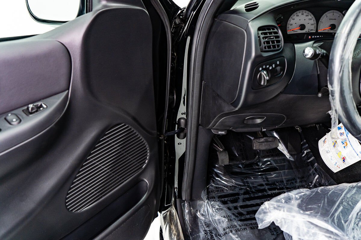 2000 Ford F-150 Harley Davidson Edition In Delivery Packaging Black Montreal - photo #114