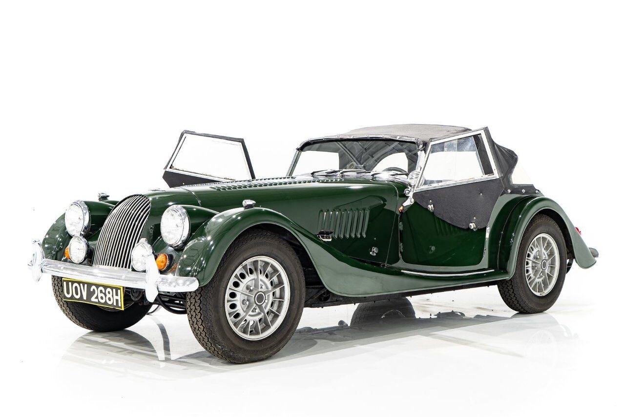1970 Morgan Plus 8 Unrestored with only 7137km (4435miles) | PRIX EN USD Green Montreal - photo #24