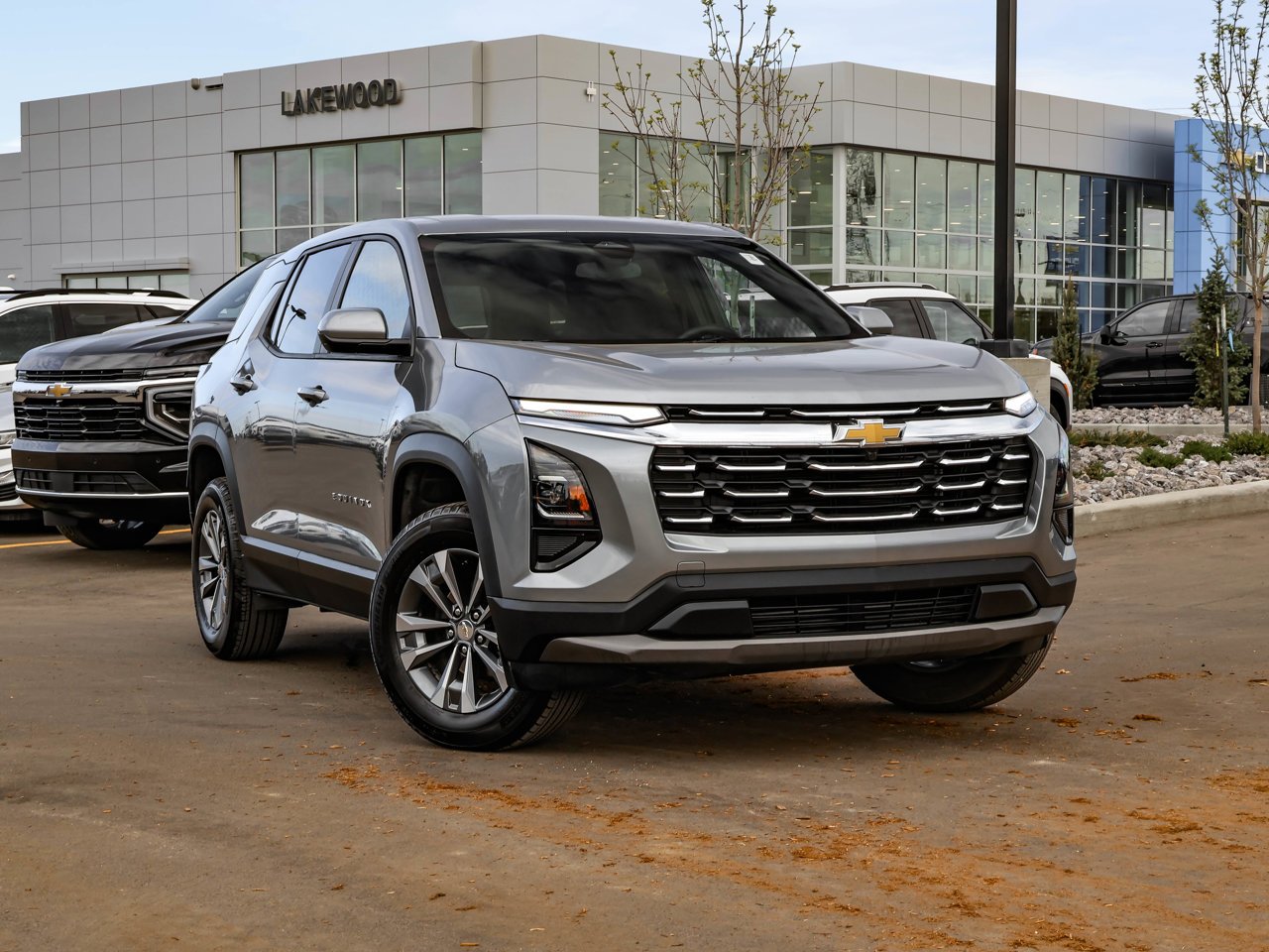 2026 Chevrolet Equinox AWD 4dr LT w/2LT Grey Sherwood Park - photo #1