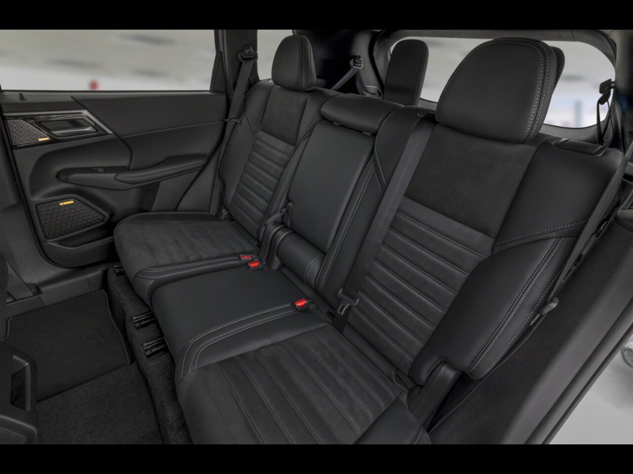 MITSUBISHI Outlander 2026 Gris Amos - photo #3