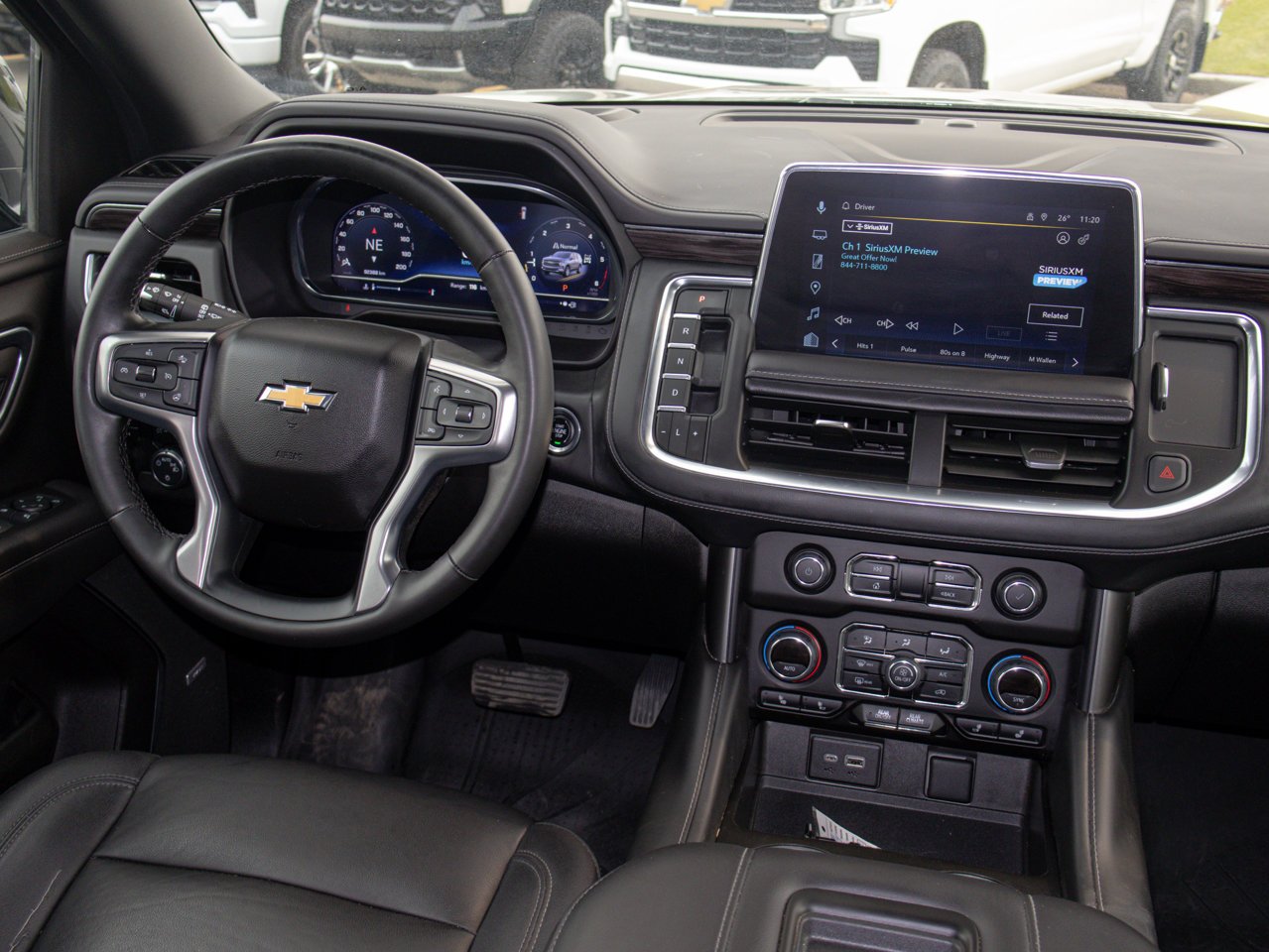 2023 Chevrolet Suburban 4WD 4dr LT Black Sherwood Park - photo #32