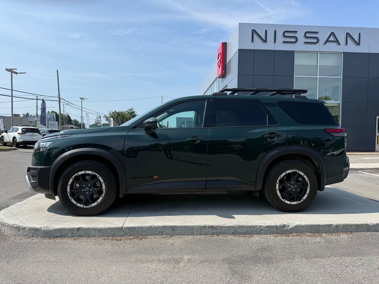 2024 Nissan Pathfinder Rock Creek 4RM Green Châteauguay - photo #1
