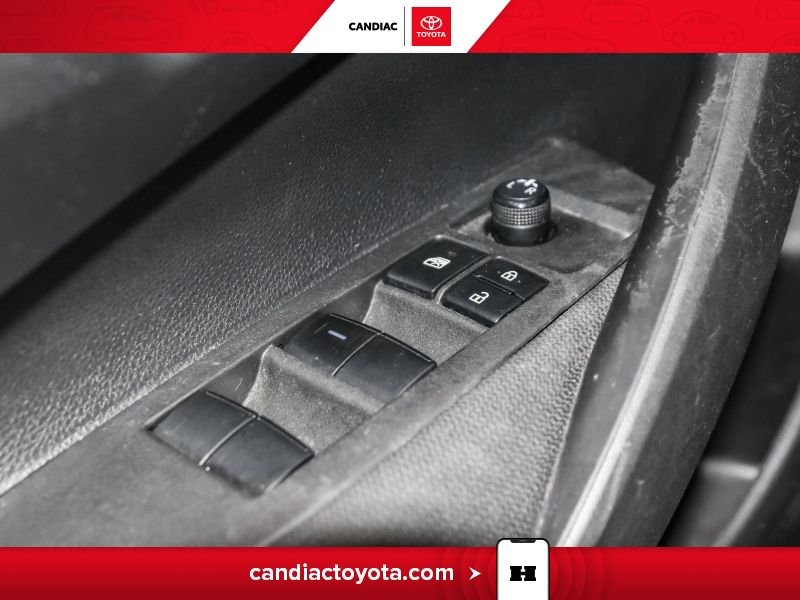 Toyota Corolla 2022 Noir Saint-Eustache - photo #22