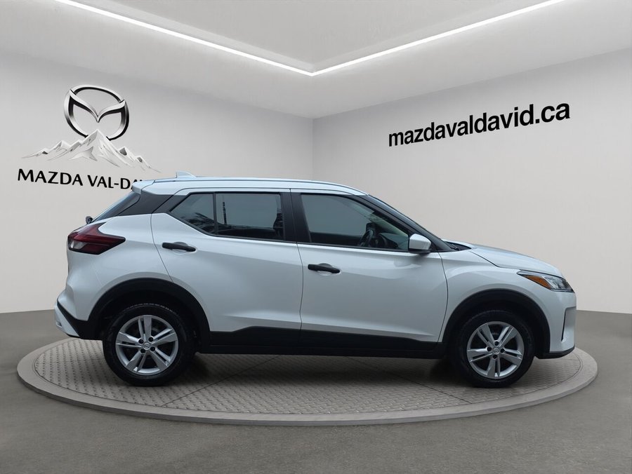 2024 Nissan Kicks S TA, commande audio au volant, bluetooth White