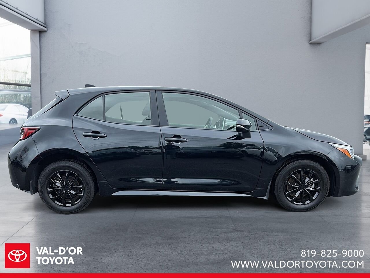 Toyota Corolla à hayon CVT 2025 Noir Val-d'Or - photo #4